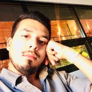 Meet your Posher, Luis